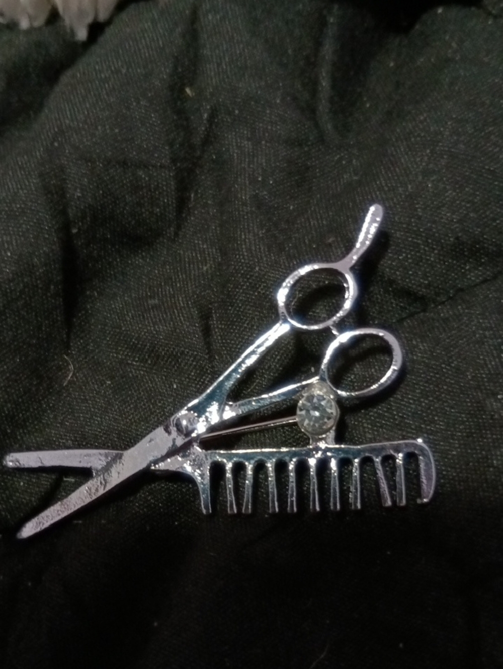Fashion Jewelry Silver Scissors and Comb Brooch